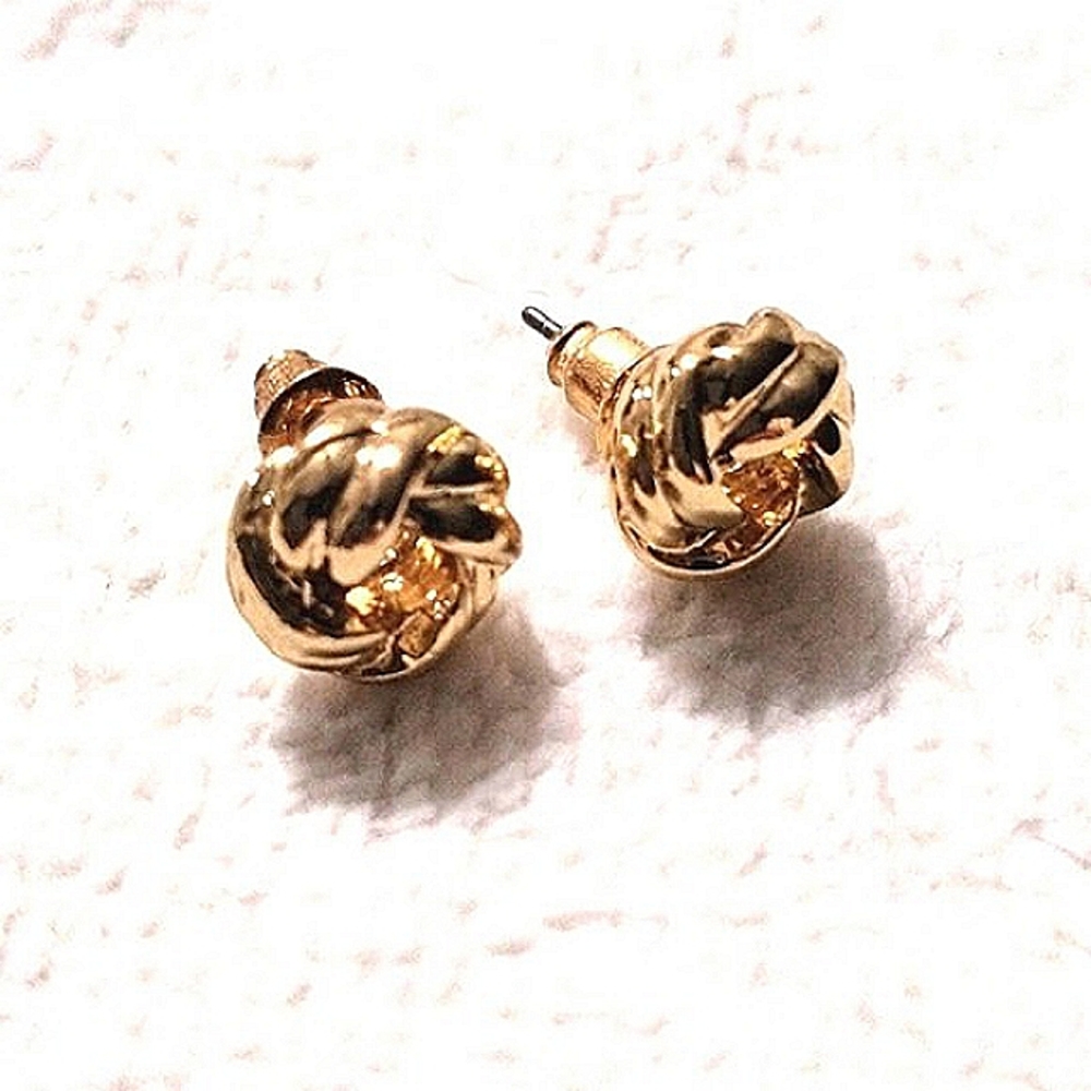 Knotted Gold Round Earrings Pierced Corpcore Office Career Traditional Classy